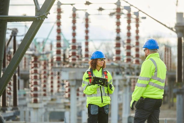 Best Electrical Contractors for Businesses  in Le Roy, IL